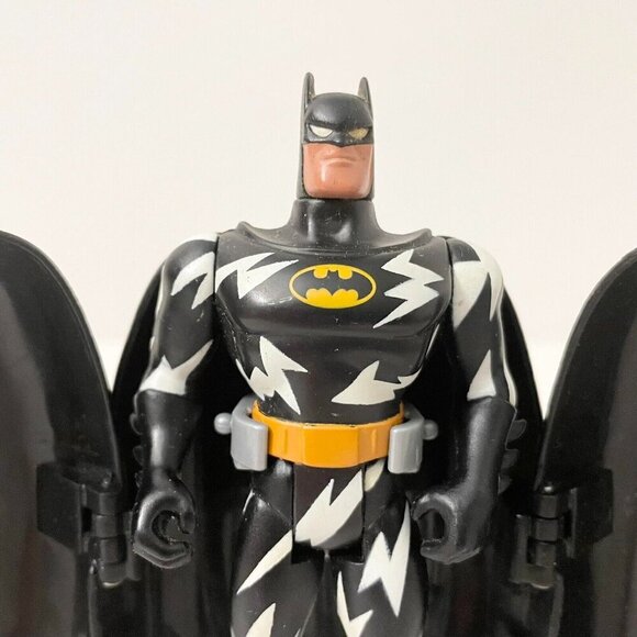 Vtg 1993 Batman The Animated Series Lightning Strike Batman Kenner Action Figure - Picture 2 of 16